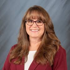 I'm proud to share that I have earned a 3.9/4.0 GPA for the Fall 2024  semester, qualifiying me for the Dean's List for the School of Business at  the University of Connecticut! |