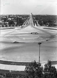 Harta piata charles de gaulle: BucureÈ™ti 1950 Trafic Infernal In PiaÈ›a Generalissim Stalin Azi PiaÈ›a Charles De Gaulle Bucuresti City News