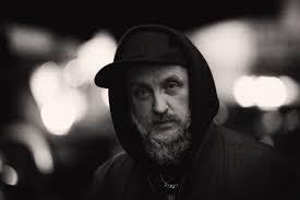 Erst vor zwei wochen gab er seiner freundin das jawort. News Kevin Richard Martin Of The Bug Returns With A June Rescoring Of Tarkovsky S Solaris Hear A Taster In Love With A Ghost Backseat Mafia