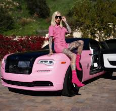 As a singer, he has released his only studio album, beauty killer in 2009. How Much Money Jeffreestar Makes On Youtube Net Worth Naibuzz