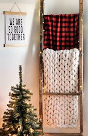 Easy Diy Blanket Ladder Plans Christmas Home Diy Blanket Ladder Christmas Decorations