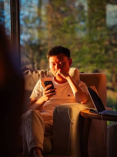 Stay connected to the world while staying close to the wild. Enjoy reliable Wi-Fi at Into Wild Africa Luxury Safari Lodge where modern connectivity meets the beauty and tranquility of the Serengeti. #