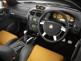 The Vz Interior Tidy Stylish And Not At All Plasticky I Don T Think The Ve Interior Is Up To This Standard Holden Monaro Holden Australian Cars