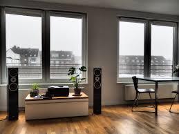 Sewa apartemen bulanan 2 juta pun juga tersedia bagi anda yang memiliki budget terbatas. Beli Atau Sewa Ini 7 Rekomendasi Apartemen Murah Di Jakarta Dilengkapi Harga Rumah123 Com