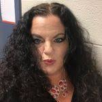 Deena Grossman's Instagram, Twitter & Facebook