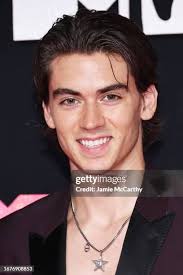 91 Jamie Lugo Photos & High Res Pictures