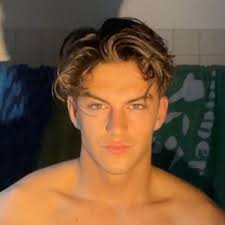 Email Address of @joel_weyer Instagram Influencer Profile