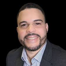 Tomás Lara @TomasLara