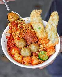 Cuanki Kuah Mie Baso Sapi Cuanki Lidah Tahu Aci Siomay Mini Resep Masakan Pedas Makanan Pedas Makanan Dan Minuman