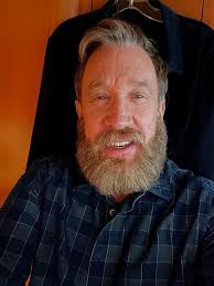 Tim Allen posted this and said this always happens to him when we  transition into Christmas 🎅🏻