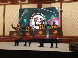 Dari pt idola insani, kota bandung. Andi Saputra Finance Director G4s Linkedin