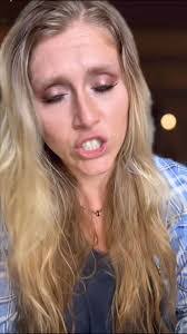 Deborah Gamblin's Instagram, Twitter & Facebook