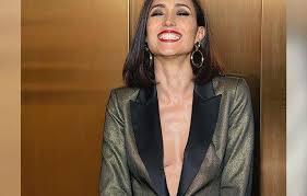 May 24, 2021 · caterina balivo instagram diapositiva 6 di 6. Caterina Balivo Vestito Da Urlo E Corto E Scollato Gli Occhi Di Tutti Vanno Li
