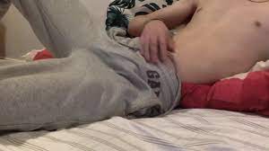 Twink Jerks off in Grey Sweatpants - Pornhub.com