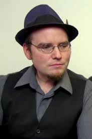 Актёры, режиссер и создатели сериала Ностальгирующий критик (2007-…)