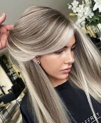 Roberto Plata Company added a new...