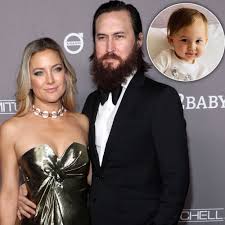 Little rani, five months, absolutely loved her parents' hugs, according to her sweet smile she shared. Kate Hudson Reads To Daughter Rani In Boyfriend Danny S Video