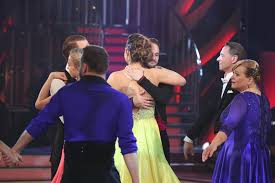 Hvězda stardance daniela písařovicová (40) chtěla být při moderování české televize za profesionálku, jenže pak si sedla a sukně se jí vyhrnula až skoro do pasu. Daniela Pisarovicova Laska S Partnerem Ze Stardance Blesk Cz