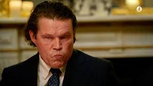 Robin Stenberg och Ali Kabiri ryker ihop med Ewonne Eneroth