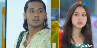 Menceritakan seorang yang maudy (yasmin neper) melihat kecantikan nya yang anggun, kandar (abraham kratama) langsung jatuh cinta pada pandangan pertama, pada awalnya maudy tidak mencintainya kan. Bikin Baper Ini Deretan Adegan Manis Di Love Story The Series Yang Curi Perhatian Merdeka Com