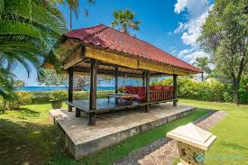 Dijamin kamu belum pernah mengunjungi semuanya, deh! Villa Taman Indah Huge Beachfront Villa Bali Vacation Homes