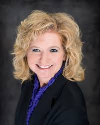 Tara Roden's Instagram, Twitter & Facebook