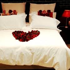 Check spelling or type a new query. 13 Beautiful Bedroom Decorating Ideas For Valentine S Day Digsdigs