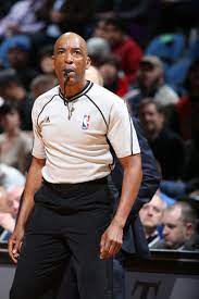 How do you referee basketball? Nba Players Who Became Referees We Are Basket