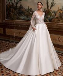 Une robe de mariée de princesse qui ne fait pas meringue. Robe De Mariee Princesse Mariee Fr