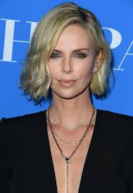 How to wear short hair in 2020. 35 Chic Short Hairstyles Styles For 2020 British Vogue British Vogue