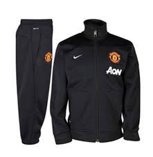 Neues originale günstig man united trainingsanzug 2020 2021 2022 mit beflockung shop set sale bedrucken. Kaufe Trainingsanzug Manchester United Fc 2013 14 Fur Kinder