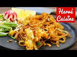 Pad Thai Ou Nouilles Sautees A La Thailandaise Hervecuisine Com Recette Thailandaise Pad Thai Recette Pad Thai