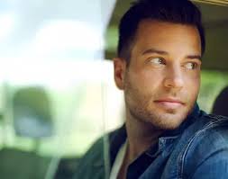 MP3 DOWNLOAD Jonny Diaz