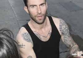 The maroon 5 frontman shared video of himself on instagram over the weekend getting an intricate tattoo, which took 13 hours to complete. 25 Sexy Adam Levine Tattoos Creativefan