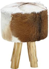 Trendiger Hocker Mit Kuhfell Bezug Country Charme Fur Ihr Zuhause Hocker Kuhfell Teppich Kuhfell