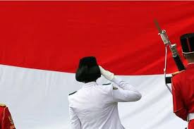Indonesia, disebut juga dengan negara kesatuan republik indonesia (nkri, pengucapan bahasa indonesia: Bendera Merah Putih Indonesia Mirip Monako Bagaimana Penjelasannya Halaman All Kompas Com