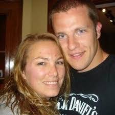 Lara Clements's Instagram, Twitter & Facebook