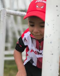 Robin Fernández (@robinsonf7) • Instagram photos and videos