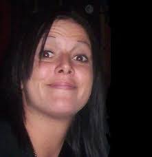 Cheryl Gratton's Instagram, Twitter & Facebook