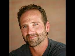 Thad Fowler's Instagram, Twitter & Facebook