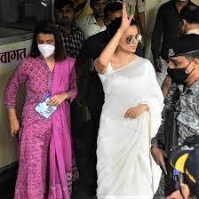Actor with release dates, trailers and much more. Fir Filed Against Kangana Ranaut For Allegedly Spreading Hate Propaganda In West Bengal