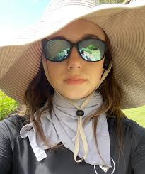 If I wasted time trying to be like someone else when I was younger, I  wouldn't be me today. Be YOU. You will find your people, I promise. 🙀 No  matter how