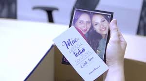 Neste dia das mães, selecione ou crie uma linda mensagem para presentear a sua mãe no canva, um editor de design online e fácil de usar. Como Comemorar O Dia Das Maes Na Empresa B2 Midia