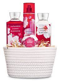 Discount99.us has been visited by 1m+ users in the past month Amazon Com Bath Body Works Japanese Cherry Blossom White Basket Gift Set Shower Gel Body Lotion Fine Fragrance Mist Bath Fizzy Beauty Personal Care