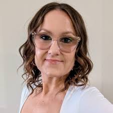 I'm happy to share that I've stepped into a new role as Global Account  Director at DSV