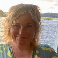 Karen Giancola's Instagram, Twitter & Facebook