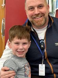 Chris Alberto's Instagram, Twitter & Facebook