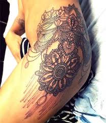 Le tatouage tête de mort s'avère assez surprenant en termes de diversité stylistique. Tatouage Cuisse Femme Les 50 Plus Beaux Tatouages