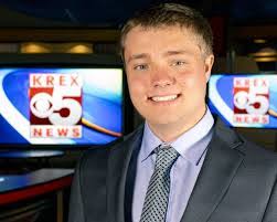 Chris Knoll's Instagram, Twitter & Facebook