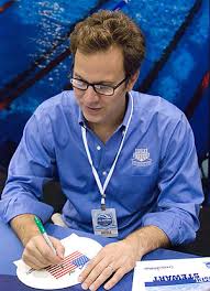 Regan lee smith (born september 23, 1983) is an american professional stock car racing driver and a pit reporter for fox nascar. Regan Smith Height How Tall Is Regan Smith